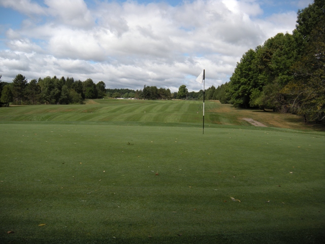 Arrowhead Hole 1 Green