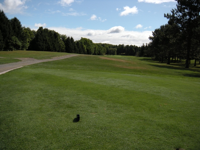 Arrowhead Hole 1 Tee