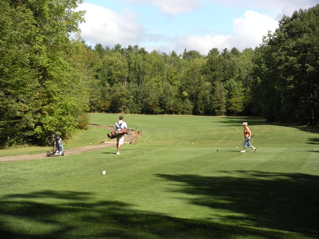 Arrowhead Hole 2 Tee