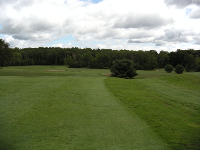 Arrowhead Hole 4 Tee
