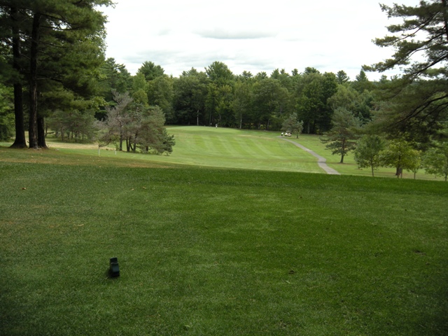 Arrowhead Hole 6 Tee